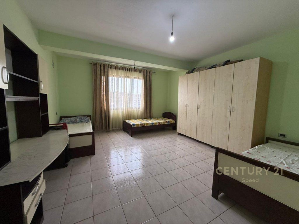 SHITET APARTAMENT 2+1+2 TEK RRUGA E KAVAJES