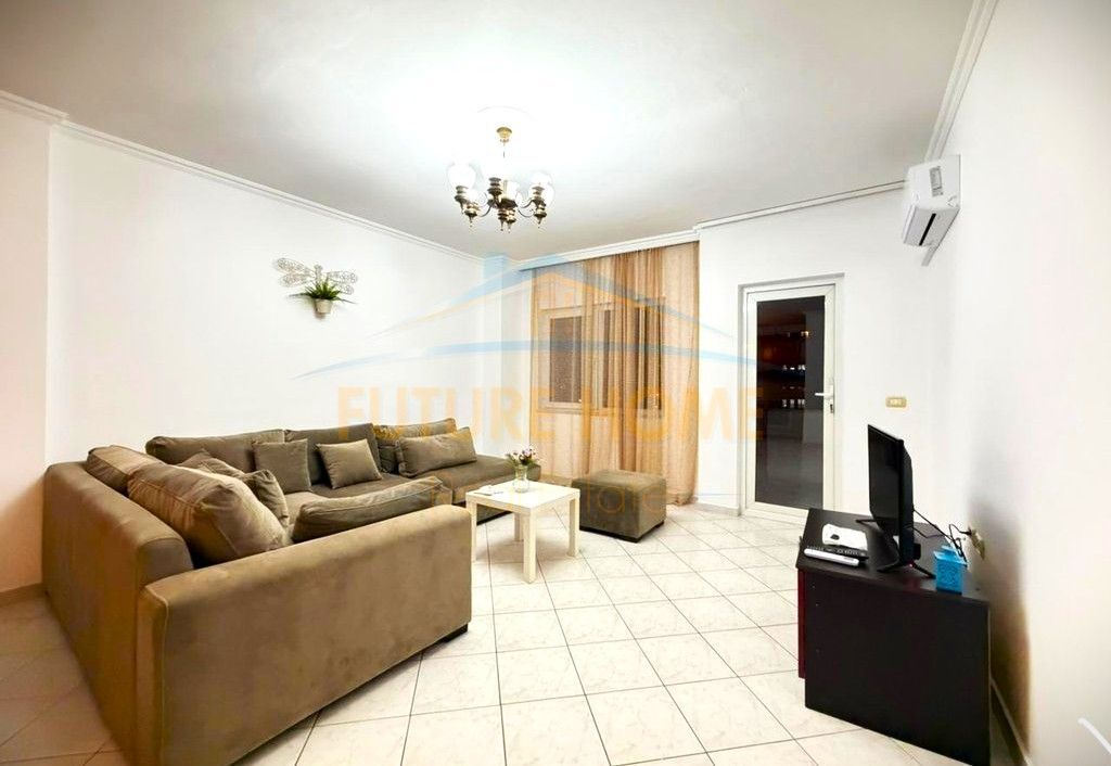 ☀️ Apartament 1+1 për Qera tek Rruga "Dritan Hoxha"! 🏠