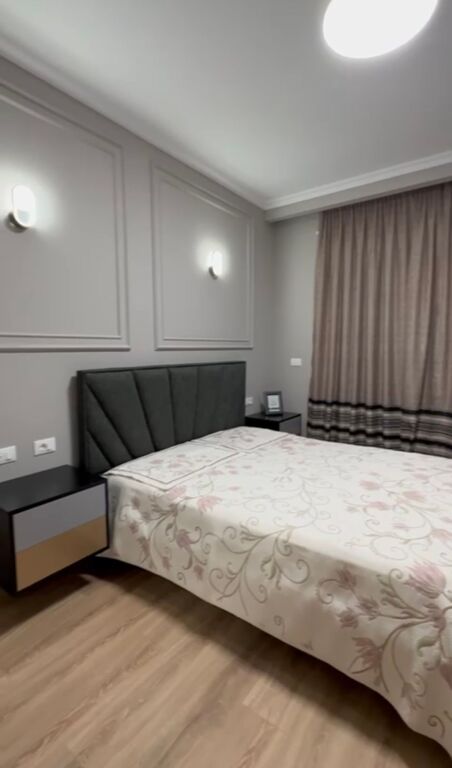 Luxury 1+1 apartment for rent at Zogu i Zi