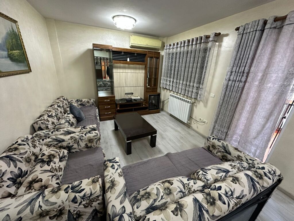 Apartament 2+1 me qira Kthesa e Kamzes