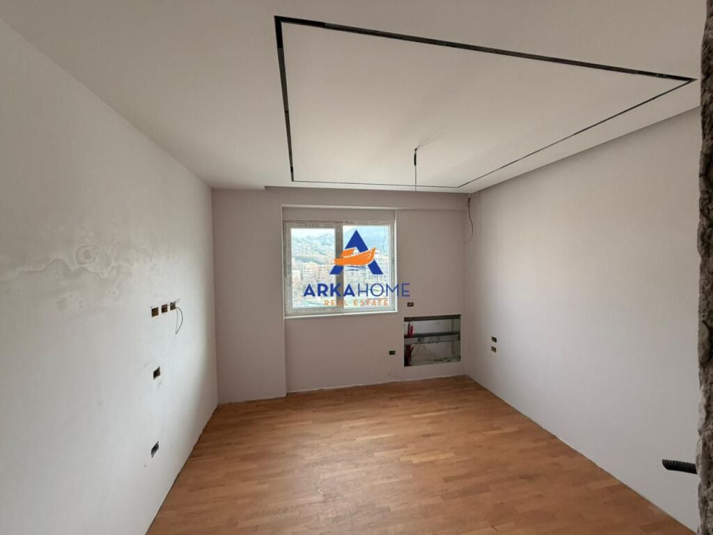 SHITET PENTHOUSE 231M2 "LIQENI I THATE, GREEN TERRACE " 700.000 EURO