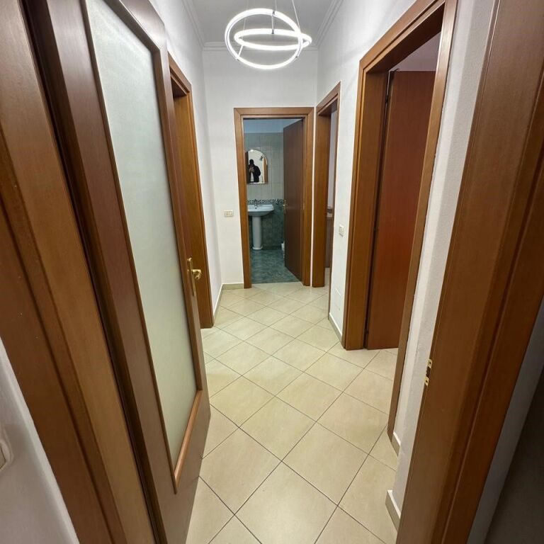 🏡 Shitet Apartament 2+1 + 2 Tualete &amp; Post Parkimi – Don Bosko ✨