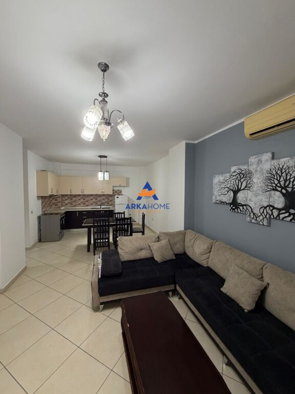 JEPET APARTAMENT ME QERA 2+1+BALLKON "RRUGA SABRI PREVEZA, ASTIR" 50.000 LEKE