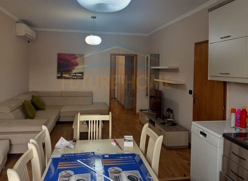Affitto, Appartamento 1+1, Via Hoxha Tahsim, Tirana