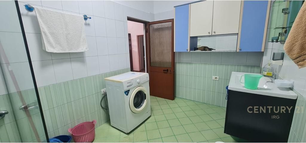 JEPET ME QERA APARTAMENT 1+1 TEK RRUGA E ELBASANIT