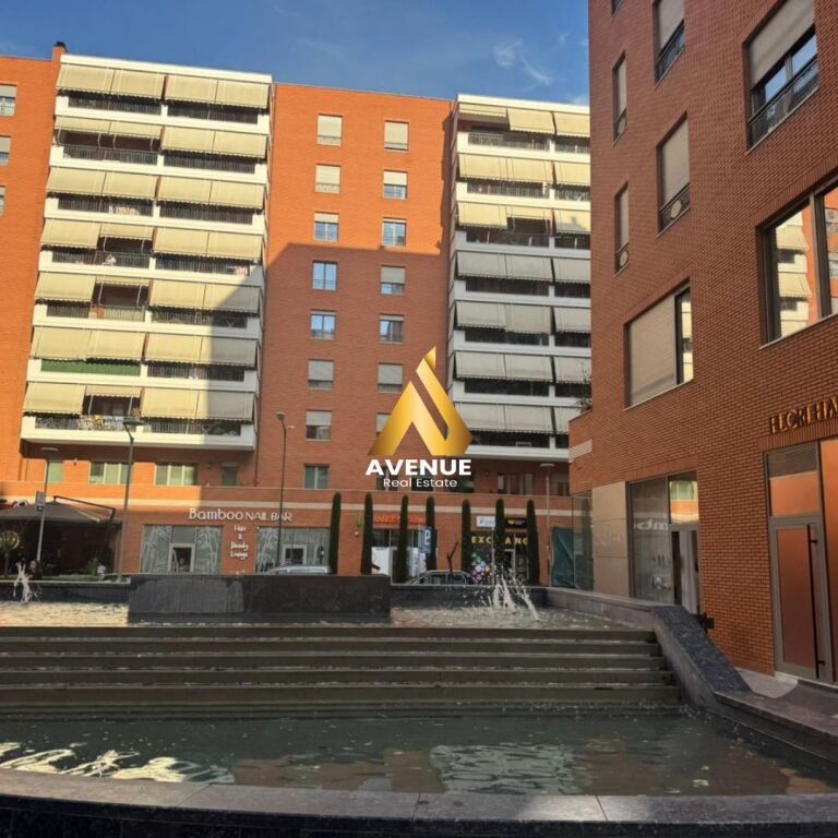 JEPET AMBIENT ME QIRA – DELIJORGJI, TIRANË