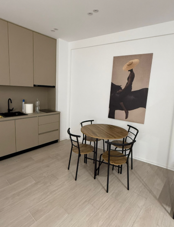 🏡 Studio Apartment for Rent – 5 May Street (behind Concord Center) 