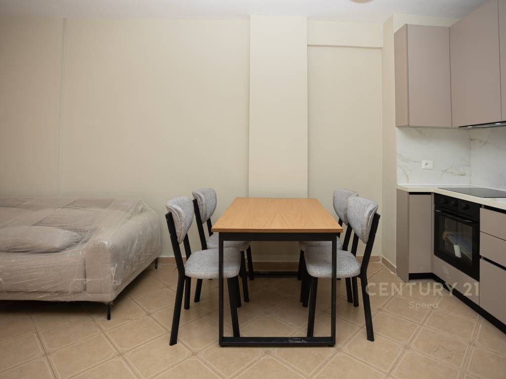 JEPET ME QERA APARTAMENT 1+1 NE ASTIR