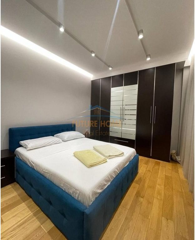 Qera, Apartament 2+1+2+Post Parkimi,Rruga Bardhyl, Tiranë.