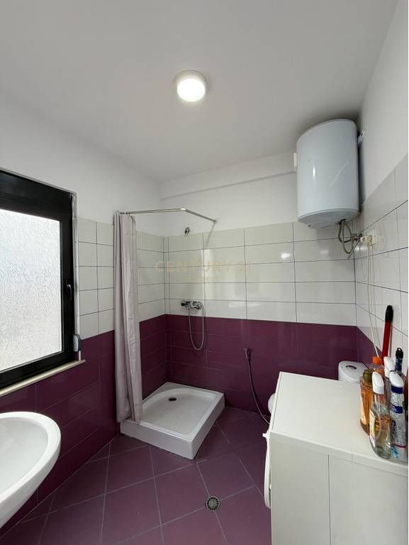 APARTAMENT 1+1 PRANE CASA ITALIA,PER SHITJE!