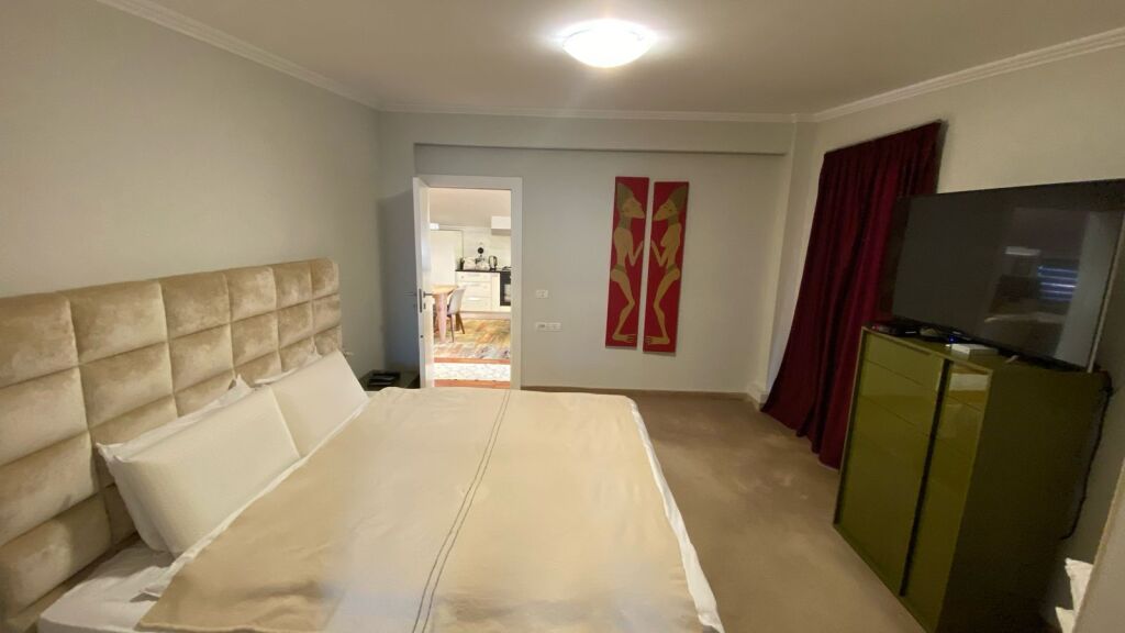 Villa in vendita a Brryli, Tirana