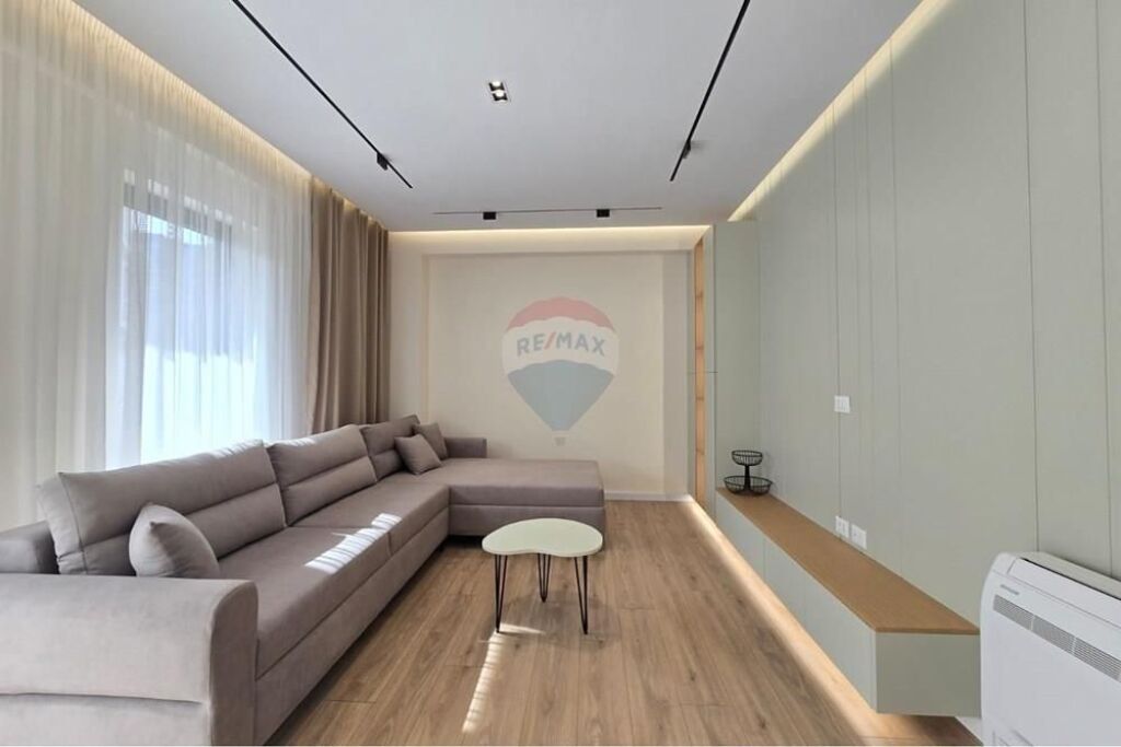 Apartament 2+1+ Parkim te Liqeni Thate