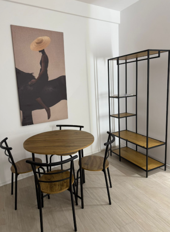 🏡 Studio Apartment for Rent – 5 May Street (behind Concord Center) 