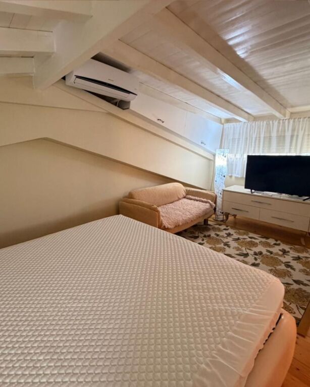 Duplex 3+1 – Vista sulla Piscina sul Monte Robi