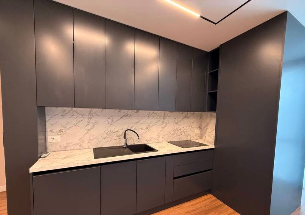 FOR RENT APARTMENT 3+1+2+PARKING SPACE, FORMER ELECTRIC MARKET!