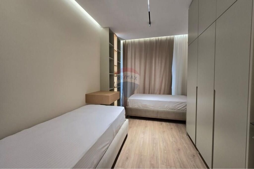 Apartament 2+1+ Parkim te Liqeni Thate