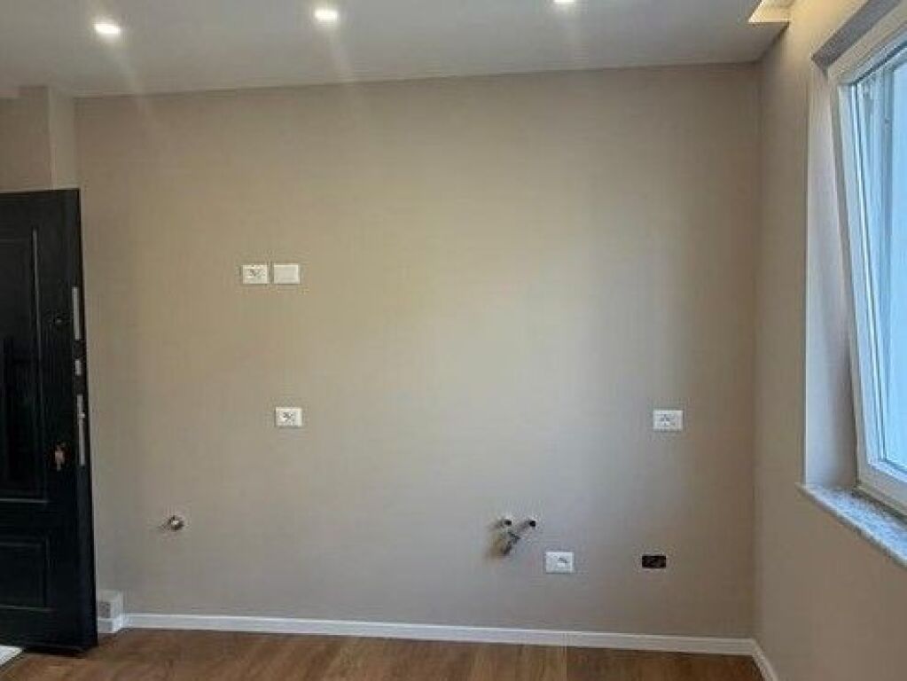 Shitet, Apartament 1+1 , Rruga Mine Peza, Tiranë