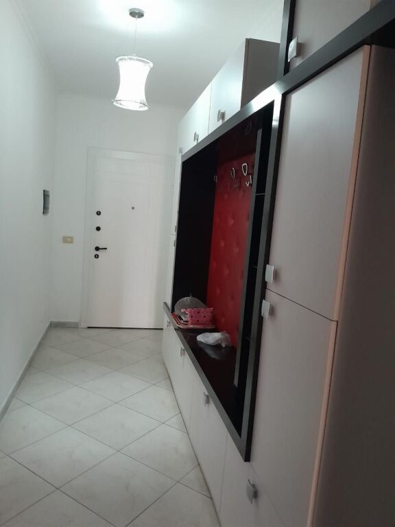 Appartamento 2+1 in affitto a Yzberisht.