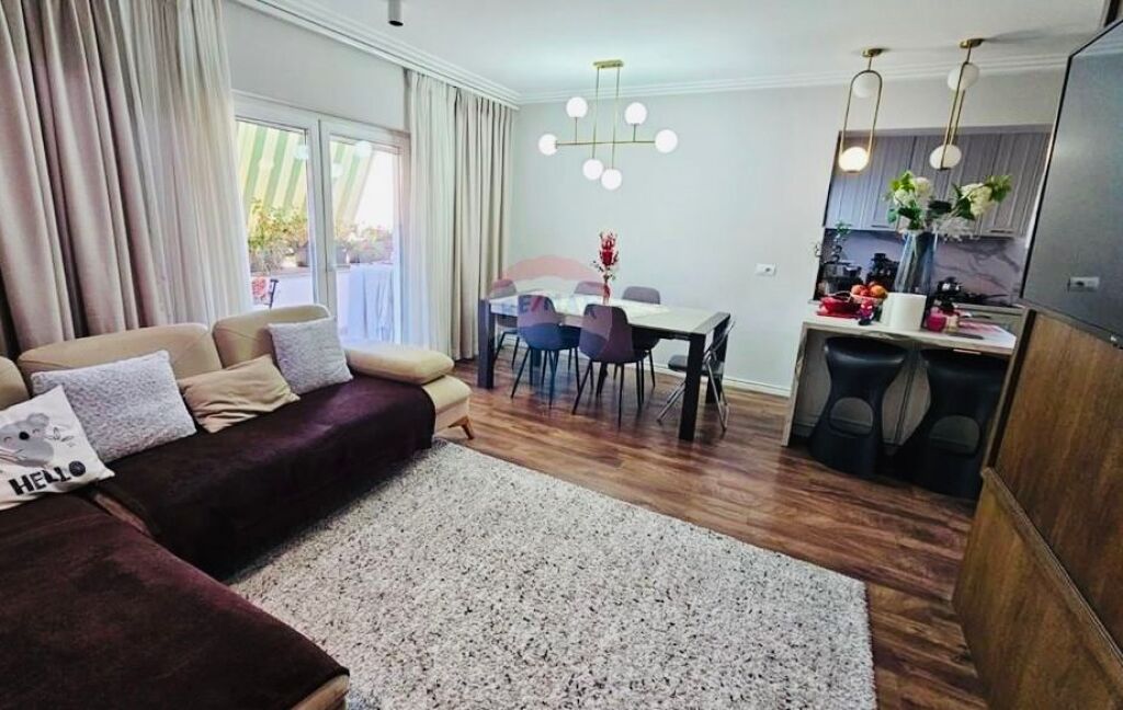 🏠📍Apartment 3+1+2 Kavaja Street
