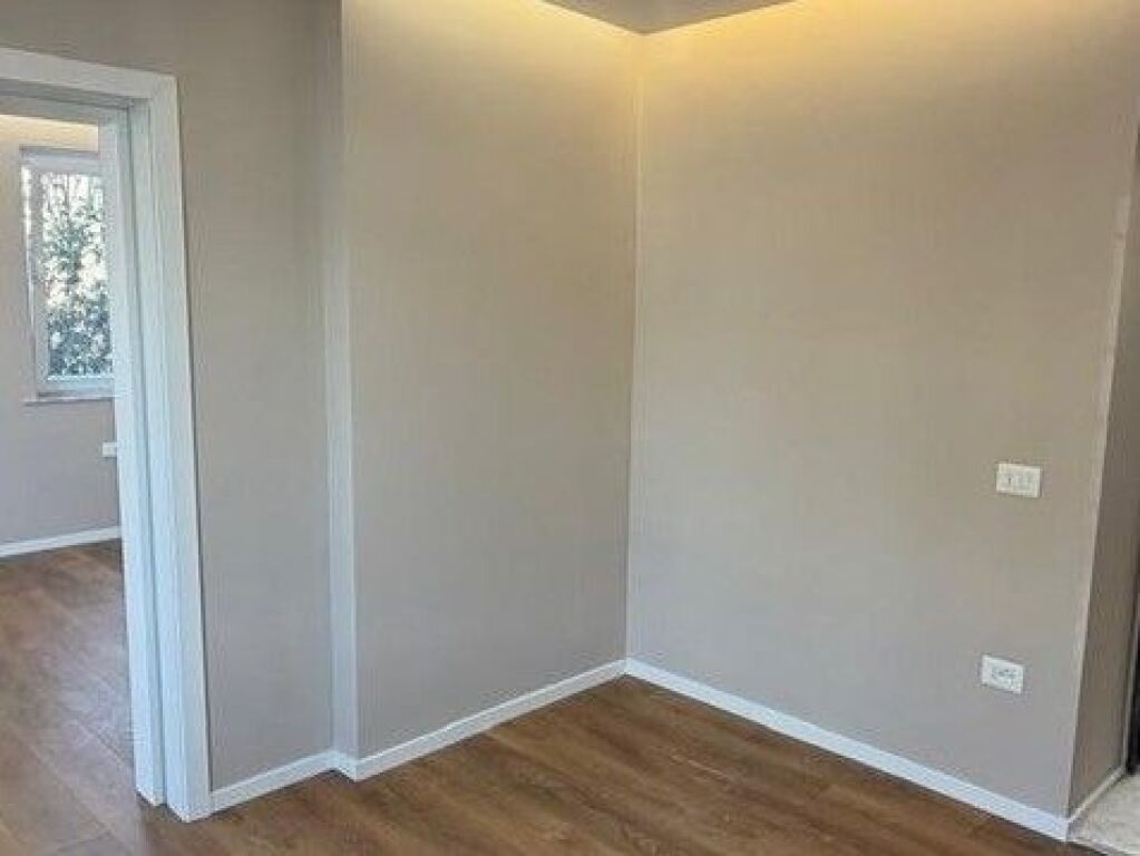 Shitet, Apartament 1+1 , Rruga Mine Peza, Tiranë