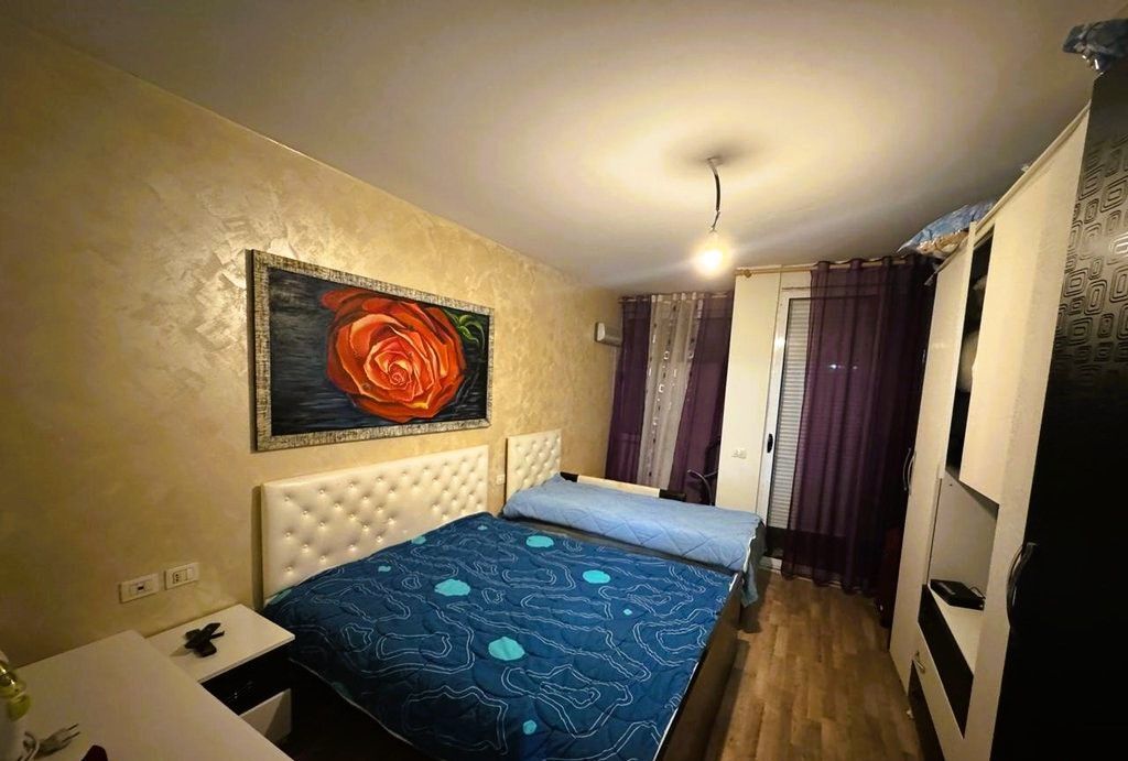 Apartament 1+1 Për Shitje në Fresku, Tiranë