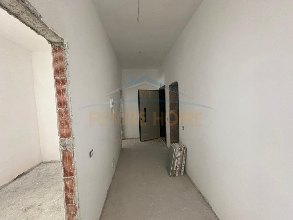 In vendita, Appartamento 2+1+2, Sauk, Porta Nuova di Tirana, Tirana..