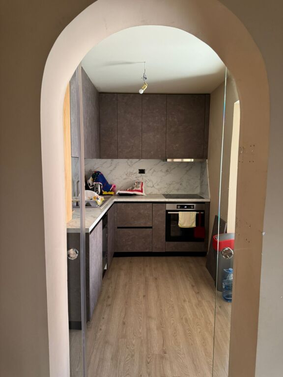 SHITET APARTAMENT DUPLEX , 21 DHJETORI, RRUGA MUHAMET GJOLLESHA
