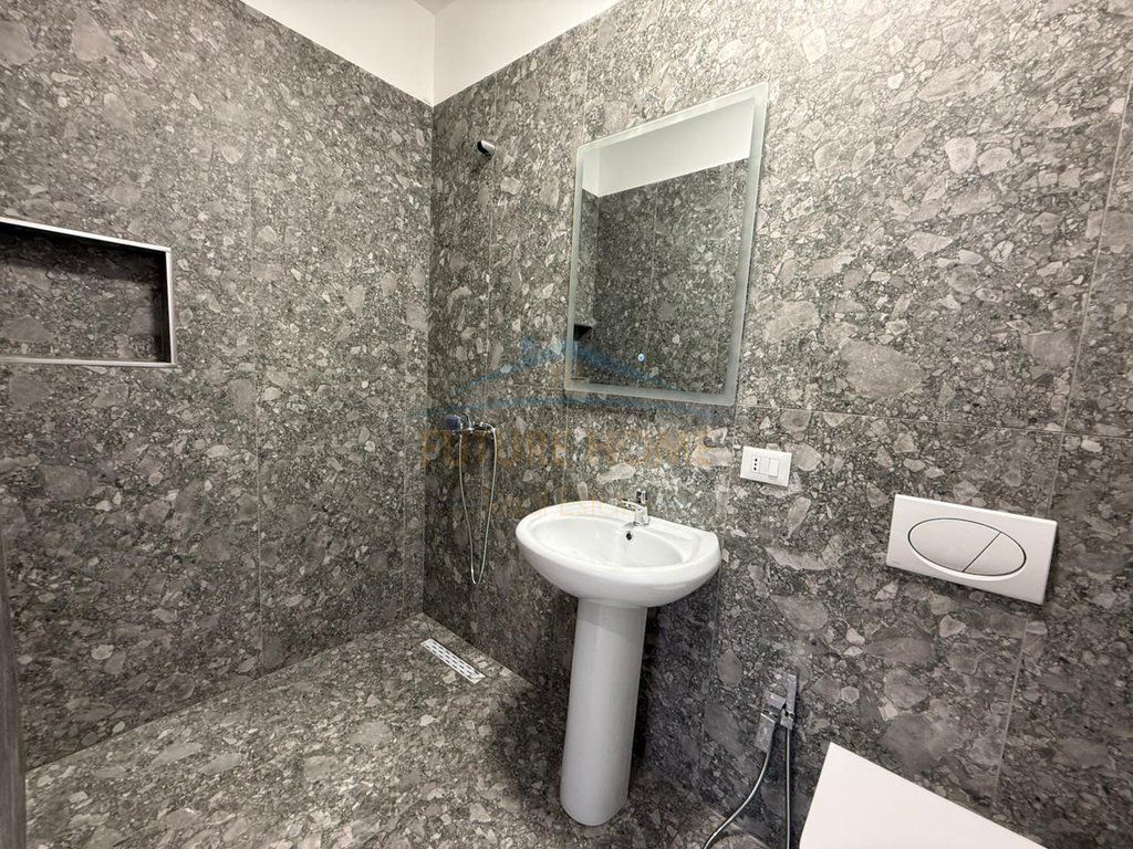 Rent, Apartment 2+1+2 + Parking Spot, Don Bosko