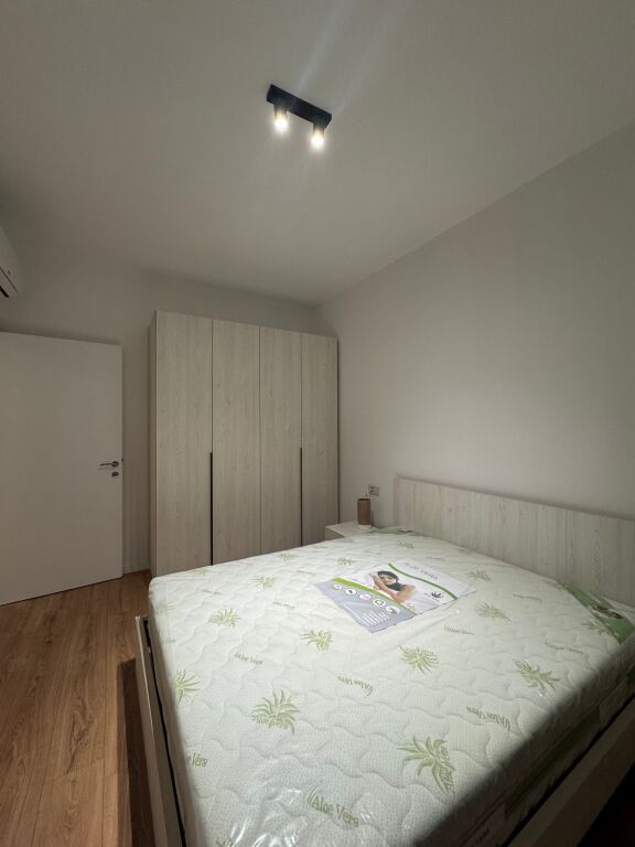 Apartament per qera 1+1+1post parkimi te kompleksi Golden Tower