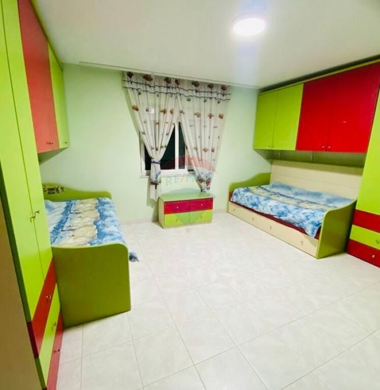 📍🏠Apartament 2+2+2 tek Xhamia e Tabakeve