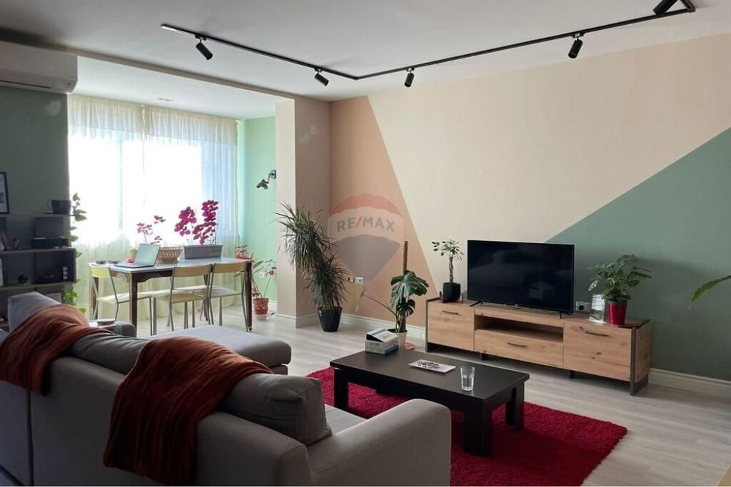 Apartament - Për Qira - Qyteti Studenti, Tiranë