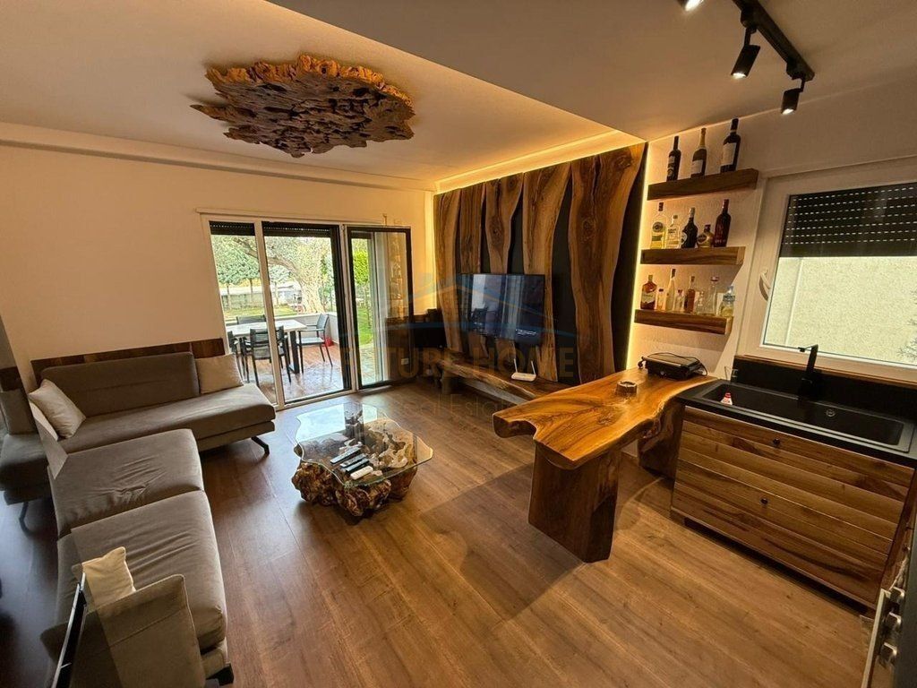 In vendita, Appartamento 1+1, Residenza Val Mar, Durres