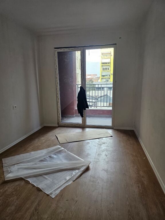 SHITET APARTAMENT 1+1 – Urban Home | Stacioni i Trenit 🏡