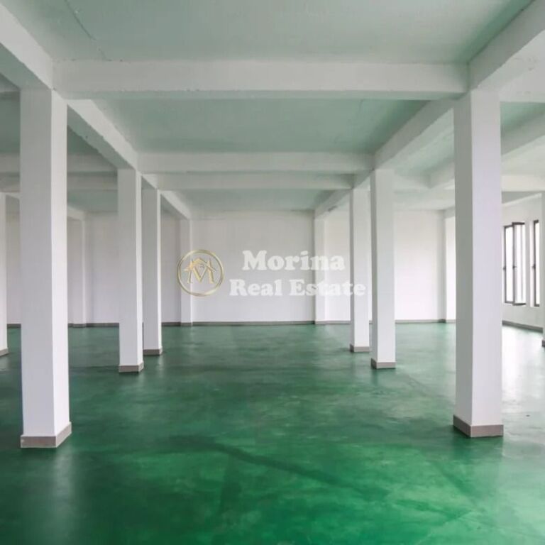 Vendita | Locale Commerciale | Ponte di Dajlan | 590000 €
