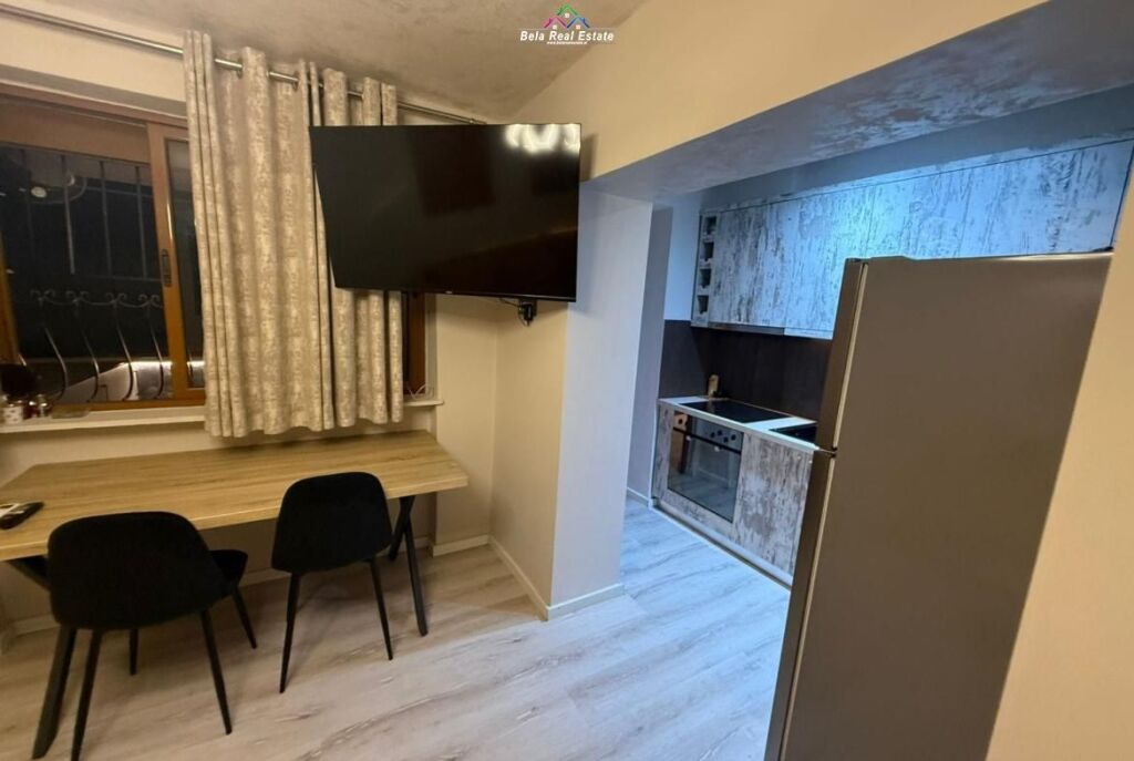 Appartamento In Affitto 1+1 In Via Dibra (ID B211421) Tirana