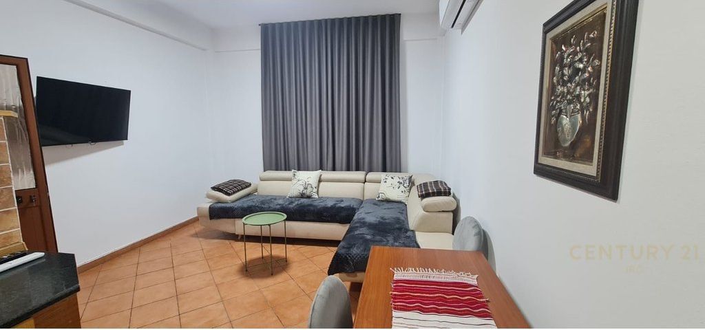 JEPET ME QERA APARTAMENT 1+1 TEK RRUGA E ELBASANIT