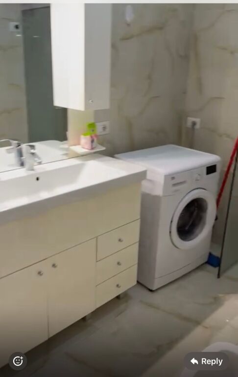 1+1,i mobiluar kat 6 pa ashensore,vasil shanto,600 euro i diskutueshem