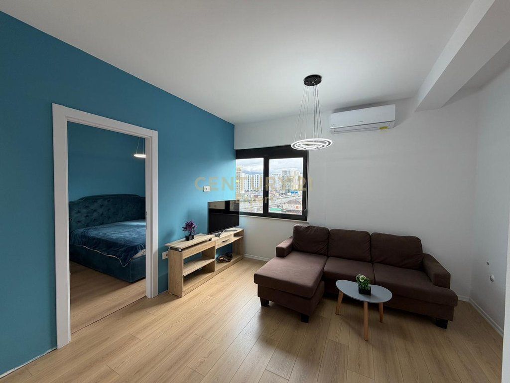 APARTAMENT 1+1 PRANE CASA ITALIA,PER SHITJE!