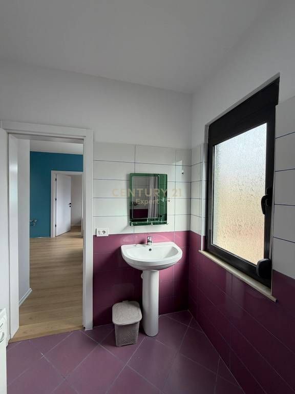 APARTAMENT 1+1 PRANE CASA ITALIA,PER SHITJE!