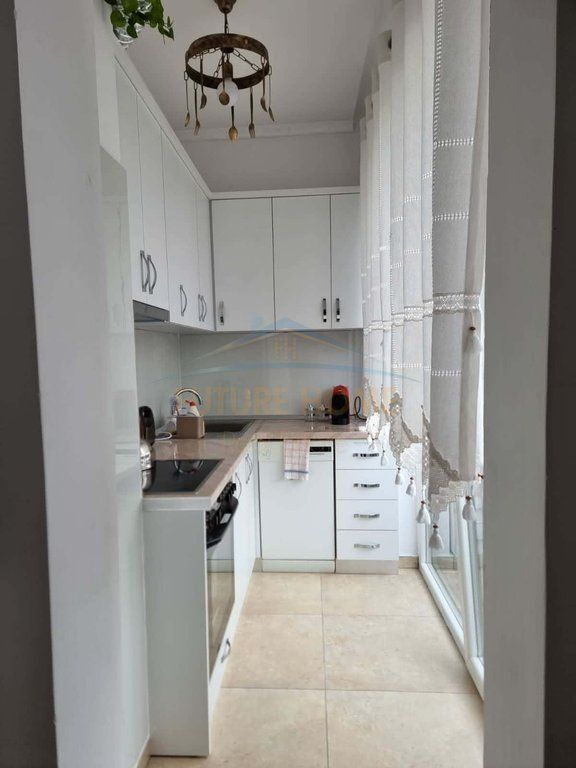 Rent, Apartment 1+1, Cafe Flora