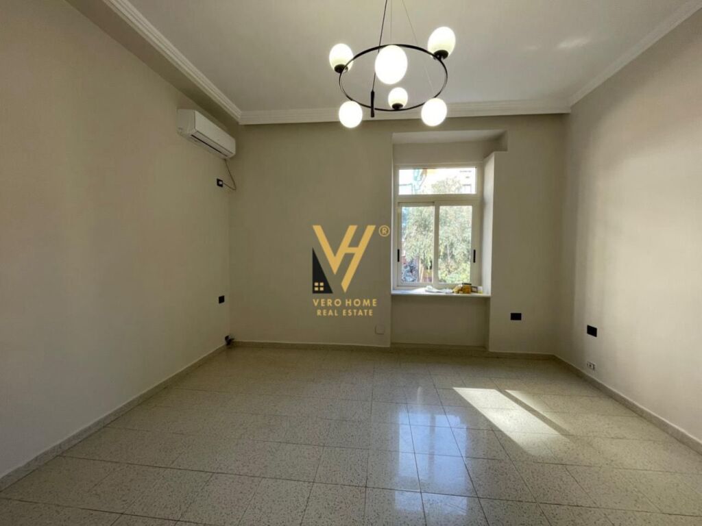 OFFICE 70 M2 FOR RENT AT SHALLVARET 700 EURO