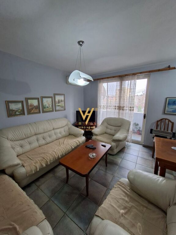 JEPET APARTAMENT 2+1+BLK ME QERA TE BRRYLI 55.000 LEKE