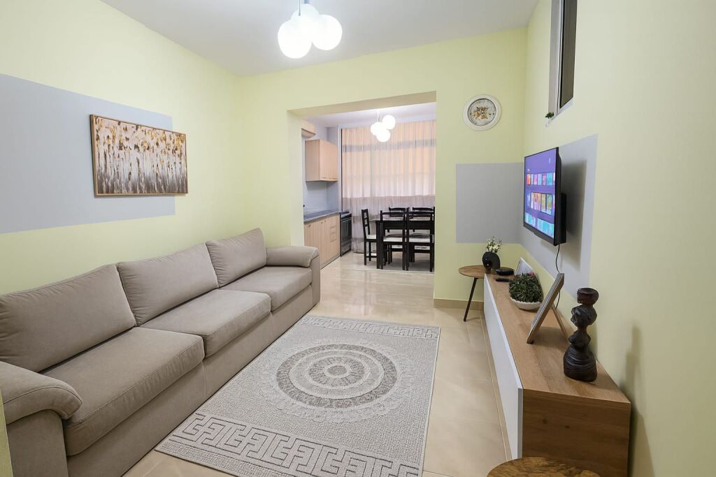 Apartment 1+1 for rent near the center.