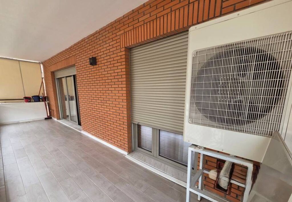 AFFITTASI APPARTAMENTO 2+1 PRESSO IL COMPLESSO DELIJORGJI