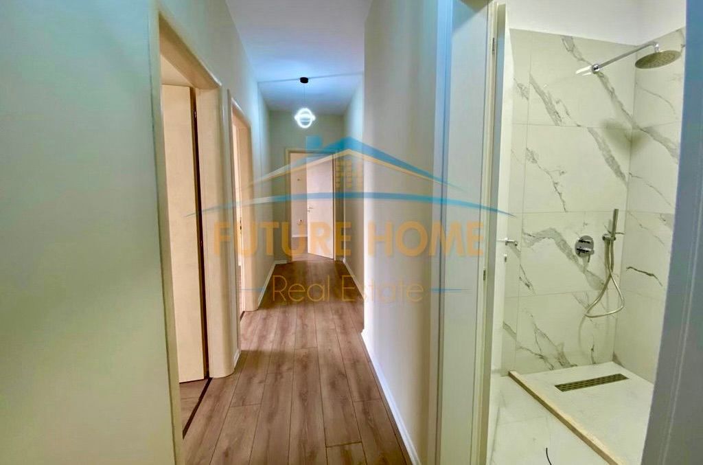 📍 Nuovo Anello, Viale Migjeni – Vendesi 2+1 con Atto di Proprietà & Facciata Ventilata! 🏠