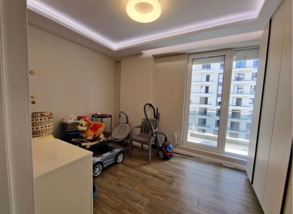 Super Apartment 3+1 +2 +3 Parking Spaces for Rent – Aviation Field