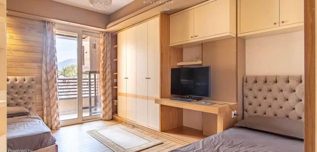 Apartament me qera - Myslym Shyri