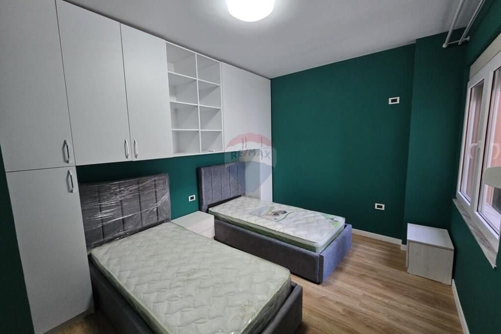 Apartament 2+1 me qera tek Eleonora