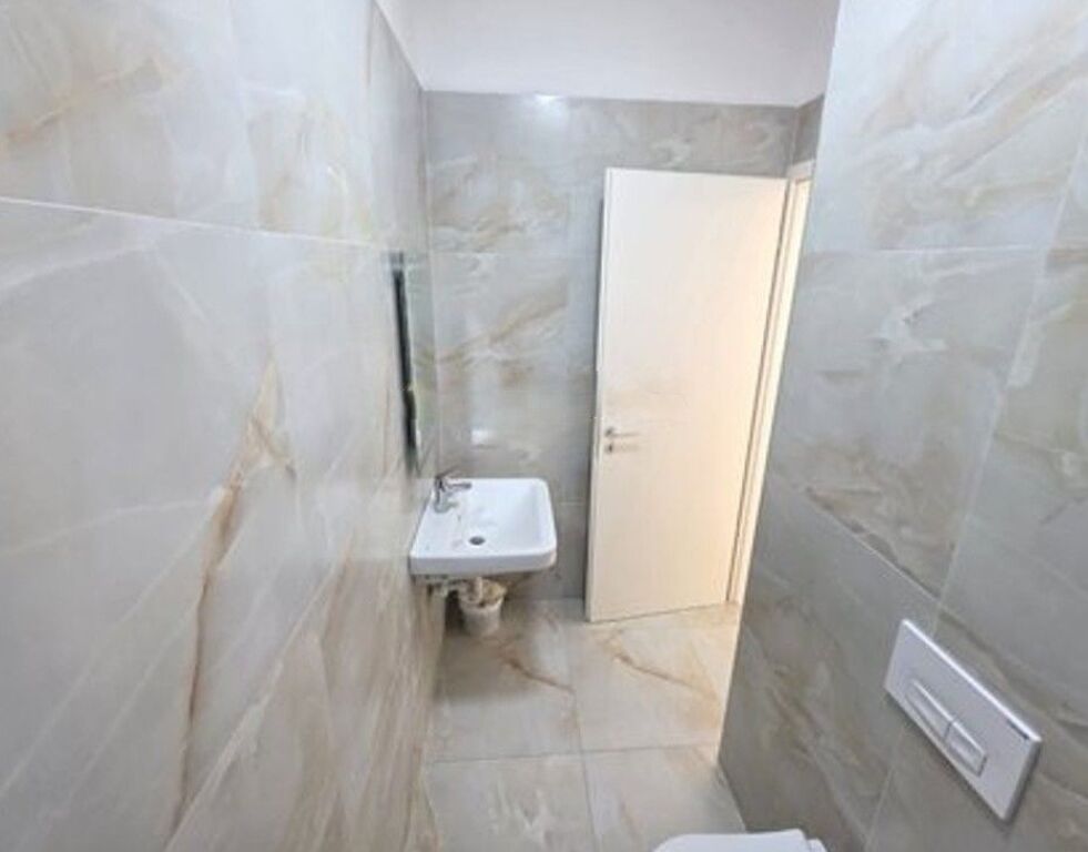 Apartment 2+1 For Rent in the 21 Dhjetori Area