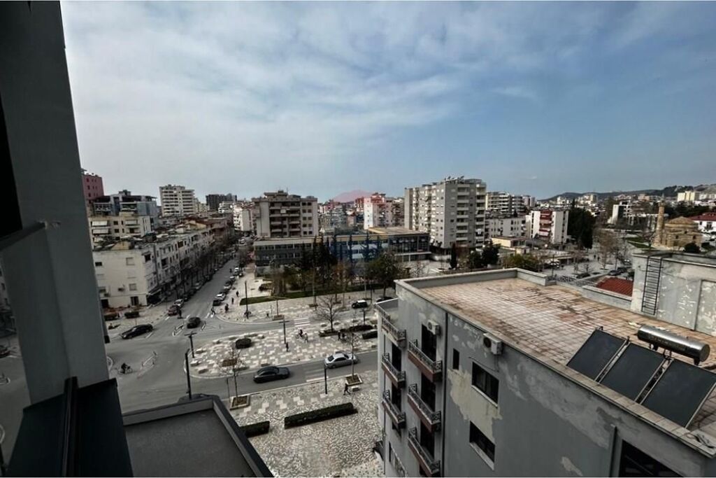 🏡 Appartamento Moderno in Affitto – Ginnasio Ali Demi, Vlorë